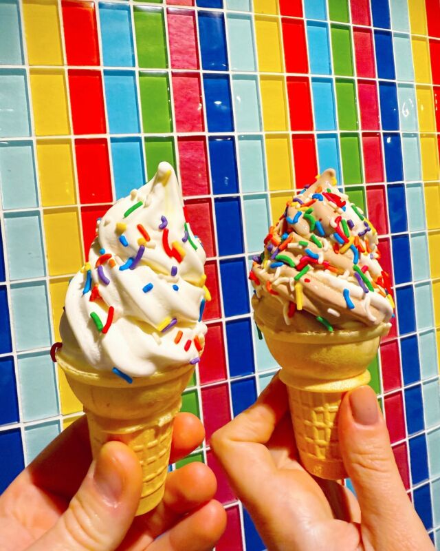 We love that Sprinkles Ice Cream now has sprinkles on @royalcaribbean Utopia of the Seas! 🍦🌈

#royalcaribbean #utopiaoftheseas #sprinklesicecream #cruise #rccl #cruisefood